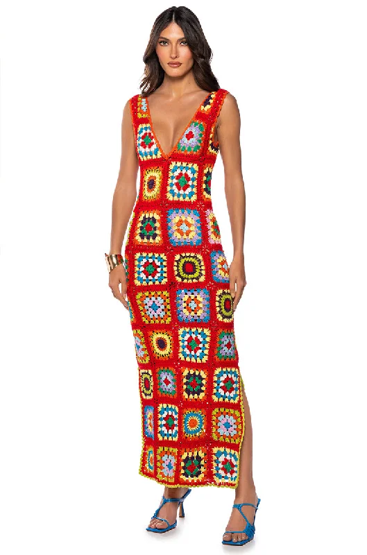 Fashionable women’s clothing that makes you shine   NINI KNIT HALTER MINI DRESS